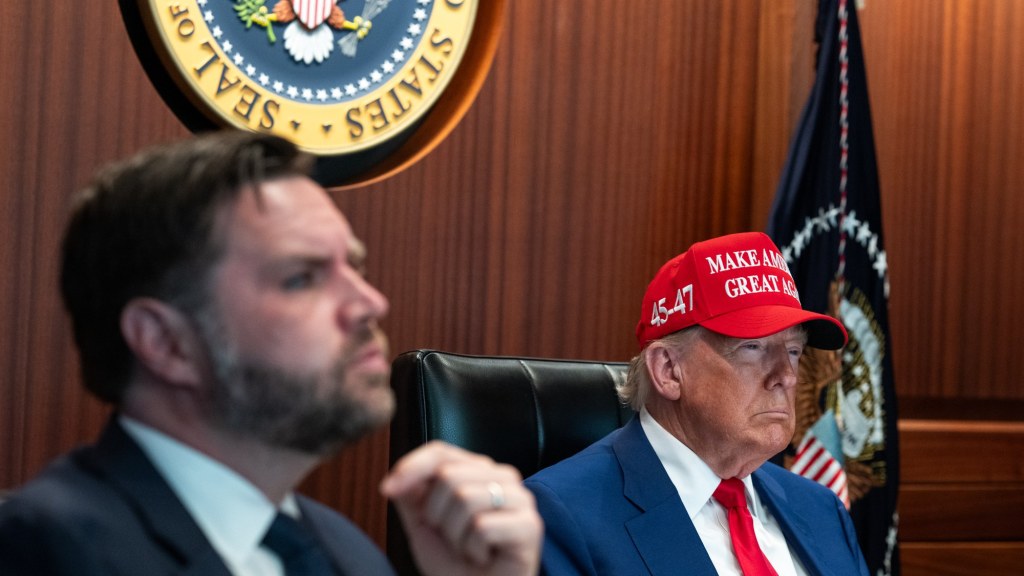 Trump rules out new Iran strikes before Nov. 3&nbsp;midterms
